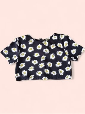 ⭐3/$25⭐ Forever 21 Floral Crop Top